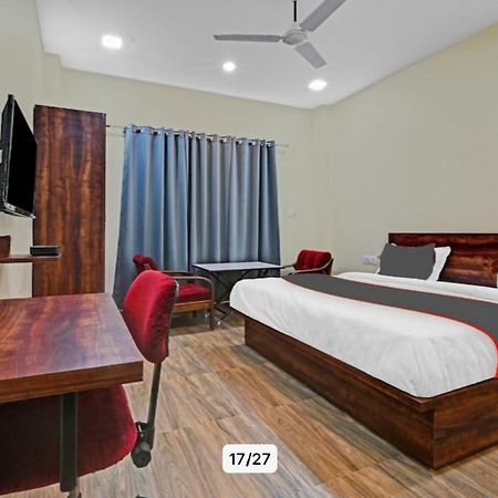 Hotel Manorama Inn Lucknow Buitenkant foto