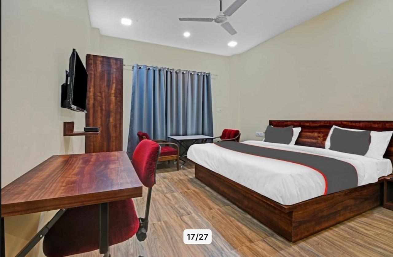 Hotel Manorama Inn Lucknow Buitenkant foto